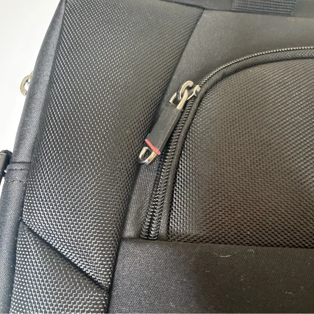 SAMSONITE Xenon 2 Slim Briefcase Fits Laptop Black NWOT